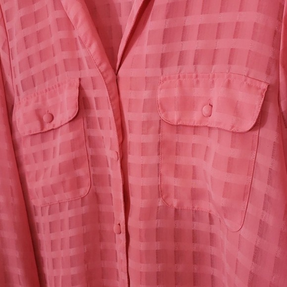 Liz Baker Pink sheer striped plaid printed button up - Picture 4 of 9